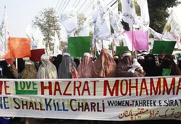 Protesta në Karaçi, Pakistan, kundër karikaturave