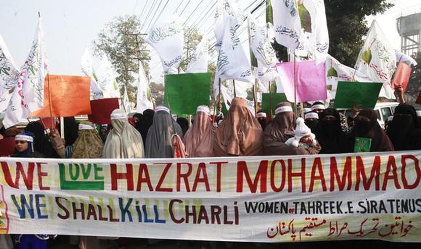 Protesta në Karaçi, Pakistan, kundër karikaturave
