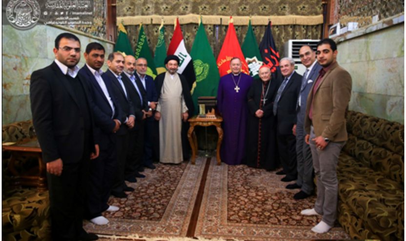 Delegacion i lartë i krishterë nga Washington vizitoi  Xhaminë, Mauzoleun, e Shenjtë të Imam Aliut në Naxhaf, Irak.