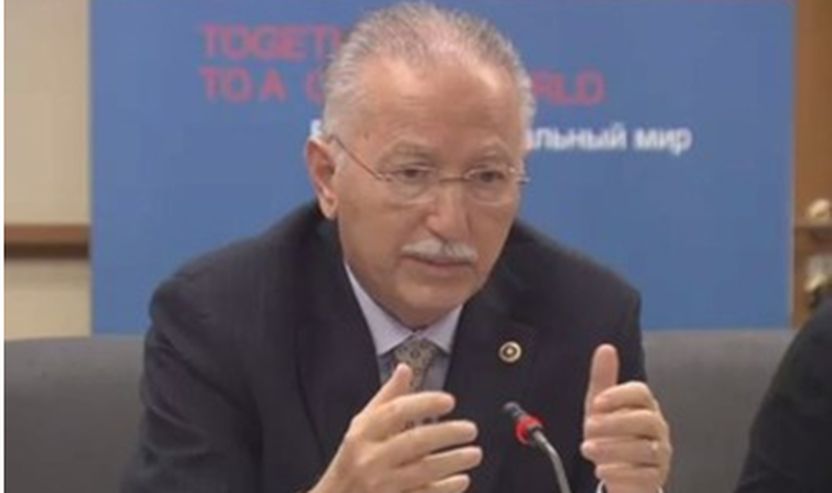 Ekmeledin  Ihsanoglu,   akademik,  politikan dhe diplomat